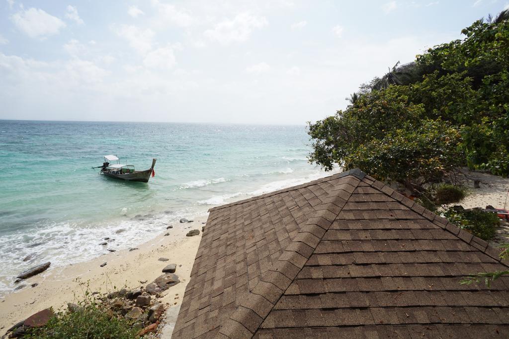 Hotel The Cove Phi Phi Extérieur photo